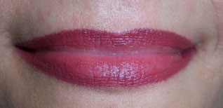 Edda Garcia Permanent makeup Lip Liner Procedure